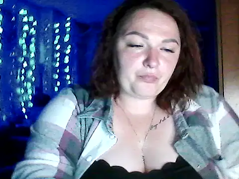 Snapshot of AngelQSky chatting on 05.22.26 AngelQSky online show from 05.22.26