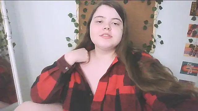 Snapshot of brattyprincessemma chatting on 09.17.25 brattyprincessemma online show from 09.17.25
