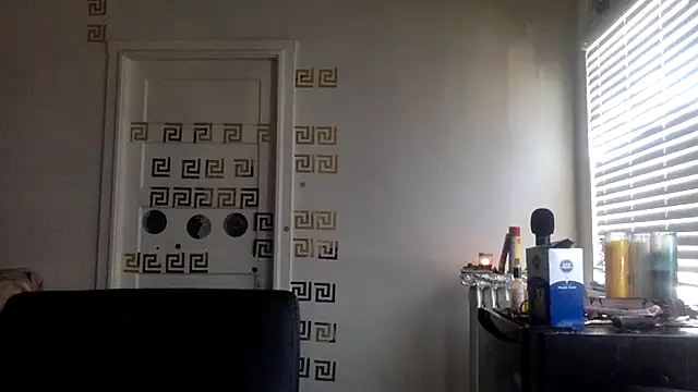 Diodre Benyoon online show from 04.18.26