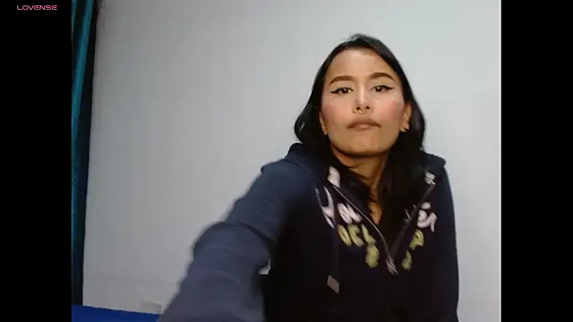 Snapshot of Gia_Lee chatting on 11.14.25 Gia Lee online show from 11.14.25