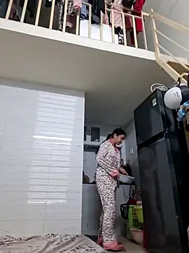 Minn-cute online show from 11.08.25