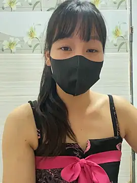 Meowwn online show from 10.06.25