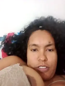 Snapshot of Viviana_h chatting on 11.08.25 Viviana h online show from 11.08.25