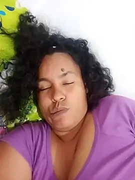 Snapshot of Viviana_h chatting on 11.16.25 Viviana h online show from 11.16.25