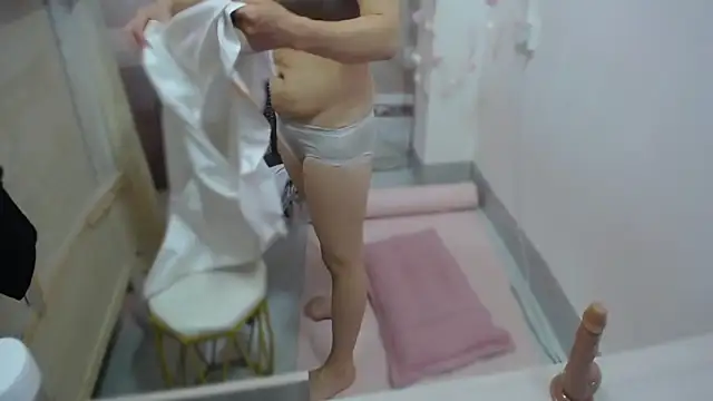 KateCondon online show from 04.03.26