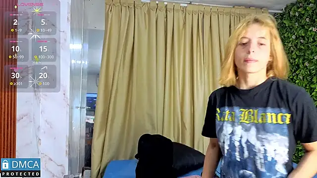 nena cupcake  online show from 02.13.26