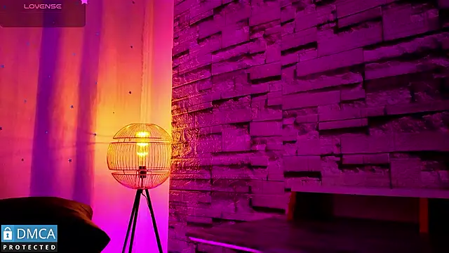 nena cupcake  online show from 03.20.26