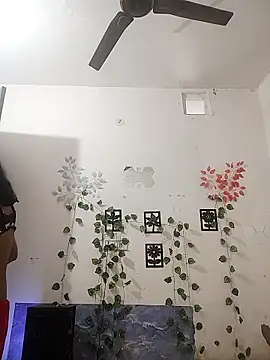 Snapshot of sassyy_poonam chatting on 09.21.25 sassyy poonam online show from 09.21.25