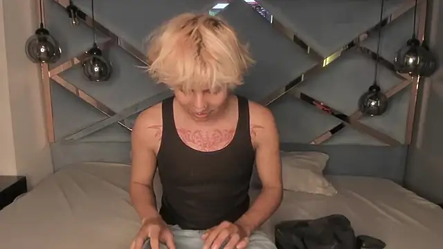 OliIverr22 online show from 11.12.25