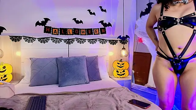 alehia cute online show from 10.30.25