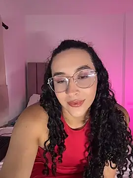 Snapshot of alehia_cute chatting on 04.25.26 alehia cute online show from 04.25.26