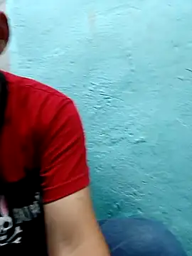 Snapshot of fboycdjuaez chatting on 05.13.26 fboycdjuaez online show from 05.13.26