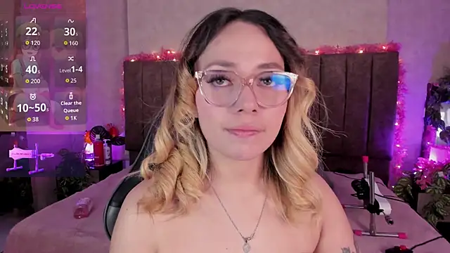 LanaMills  online show from 07.23.26