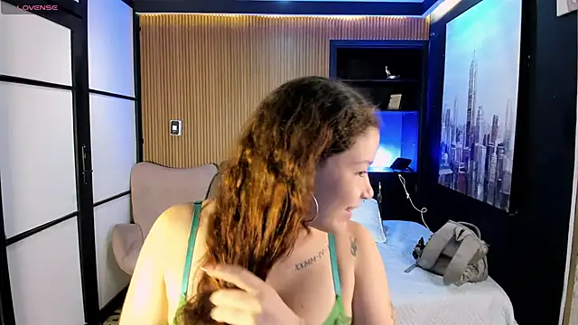 AphroditeSweet online show from 11.28.25