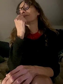 Snapshot of Chris06d22@xh chatting on 10.27.25 Chris06d22xh online show from 10.27.25