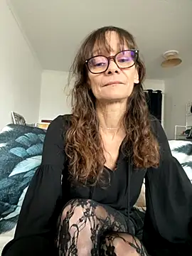 Snapshot of Chris06d22@xh chatting on 11.23.25 Chris06d22xh online show from 11.23.25