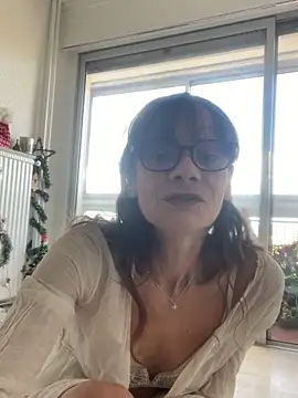 Snapshot of Chris06d22@xh chatting on 11.26.25 Chris06d22xh online show from 11.26.25