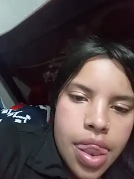 Snapshot of Cloe_lopez1 chatting on 12.18.25 Cloe lopez1 online show from 12.18.25