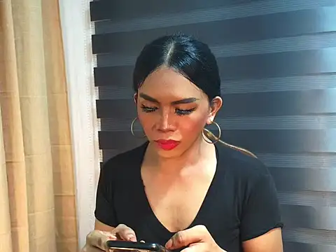  karie online show from 11.08.25