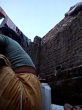 Snapshot of Hot_Kajal5 chatting on 10.17.25 Hot Kajal5 online show from 10.17.25