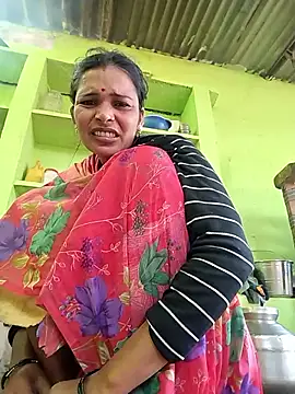 Snapshot of Hot_Kajal5 chatting on 11.04.25 Hot Kajal5 online show from 11.04.25