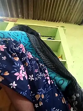 Snapshot of Hot_Kajal5 chatting on 11.21.25 Hot Kajal5 online show from 11.21.25