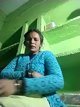 Snapshot of Hot_Kajal5 chatting on 11.28.25 Hot Kajal5 online show from 11.28.25