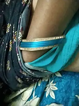 Snapshot of Hot_Kajal5 chatting on 05.14.26 Hot Kajal5 online show from 05.14.26