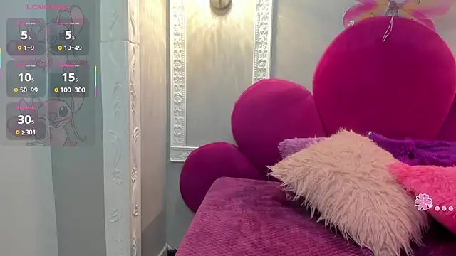 Snapshot of Saammy_17 chatting on 11.20.25 Saammy 17 online show from 11.20.25