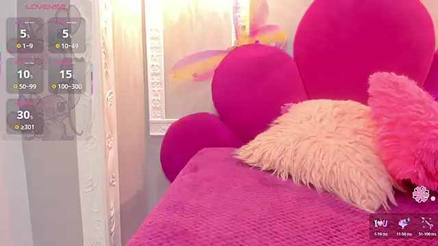 Snapshot of Saammy_17 chatting on 11.26.25 Saammy 17 online show from 11.26.25