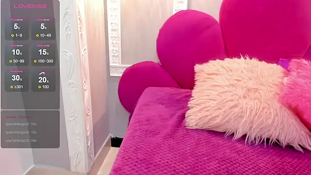 Snapshot of Saammy_17 chatting on 11.27.25 Saammy 17 online show from 11.27.25