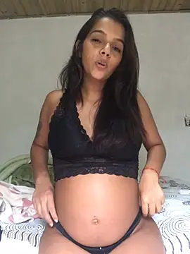 PatyPatriciaa online show from 04.12.26