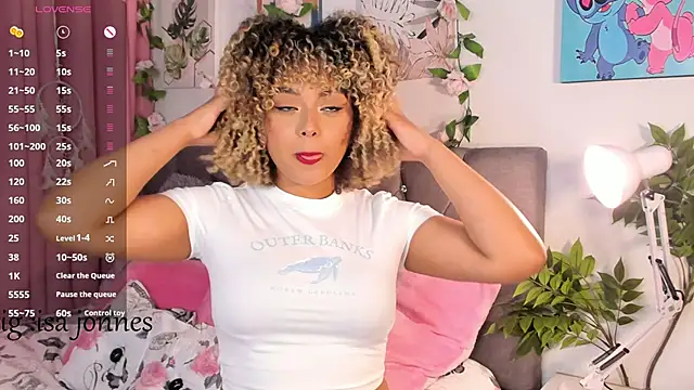 isajonnes18 online show from 02.20.26