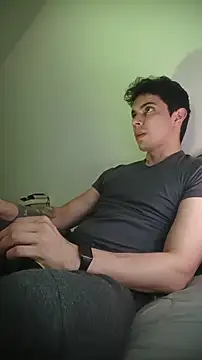 Snapshot of yourfavoriteboy__ chatting on 01.10.26 yourfavoriteboy online show from 01.10.26