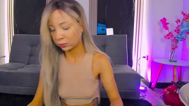 jennie whitee online show from 11.20.25