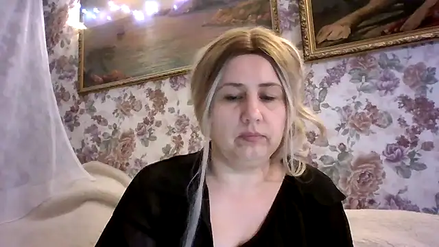 LustyyX online show from 04.18.26