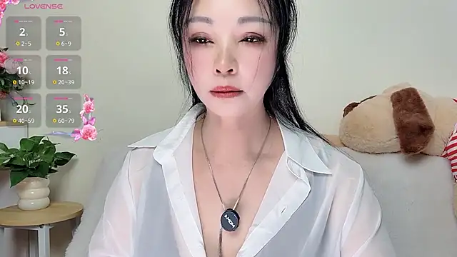 Snapshot of Hua_Hua_0 chatting on 09.24.25 Hua Hua 0 online show from 09.24.25