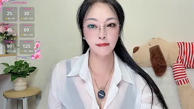 Snapshot of Hua_Hua_0 chatting on 09.25.25 Hua Hua 0 online show from 09.25.25