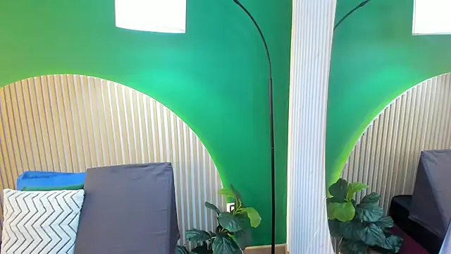 halleylorens online show from 09.27.25