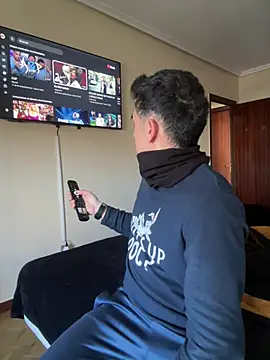 Snapshot of Latinhot31 chatting on 02.19.26 Latinhot31 online show from 02.19.26