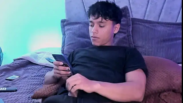 ZYZZ1312 online show from 11.13.25