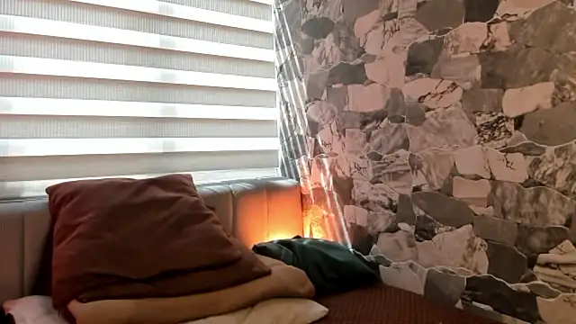 ZYZZ1312 online show from 02.09.26