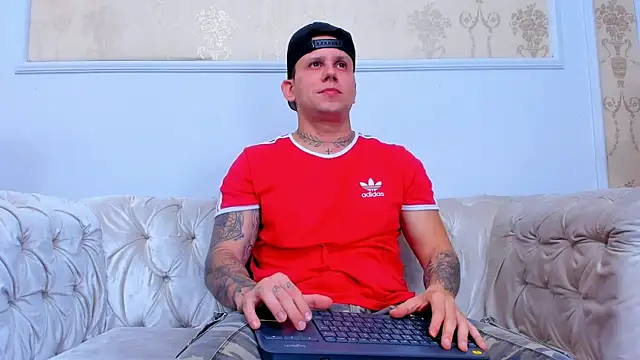 Scott Clark online show from 11.12.25