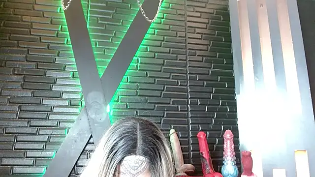 Snapshot of Venus_Rock chatting on 06.19.26 Venus Rock online show from 06.19.26