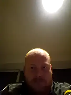 svenni2525 online show from 10.14.25