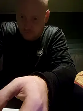 svenni2525 online show from 10.26.25