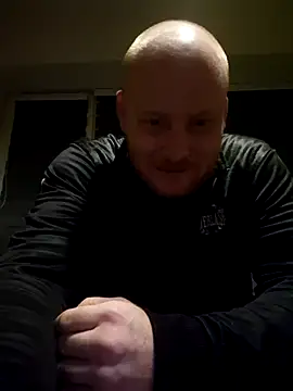 svenni2525 online show from 10.31.25