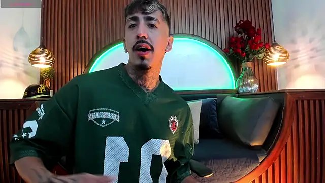 Donovan Desmond online show from 02.27.26