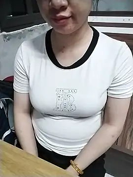 Mie rose online show from 03.21.26