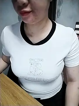 Mie rose online show from 03.26.26